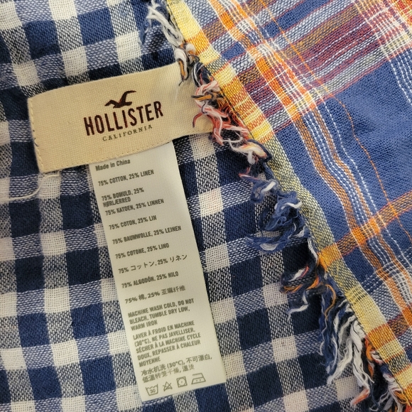 Hollister Reversible Scarf - Picture 3 of 4